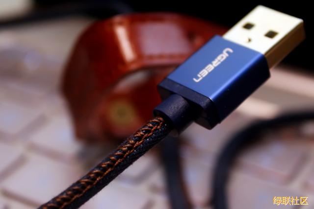 牛仔数据线，，，，，，，，腾博官网诚信为本,专业服务牛仔数据线