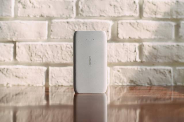 试用评测丨玩脱手感的腾博官网诚信为本,专业服务10000毫安鹅卵石充电宝